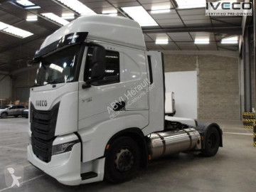 Tracteur Iveco