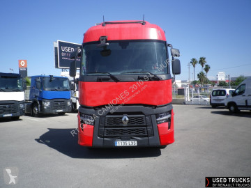 Tracteur produits dangereux / adr Renault