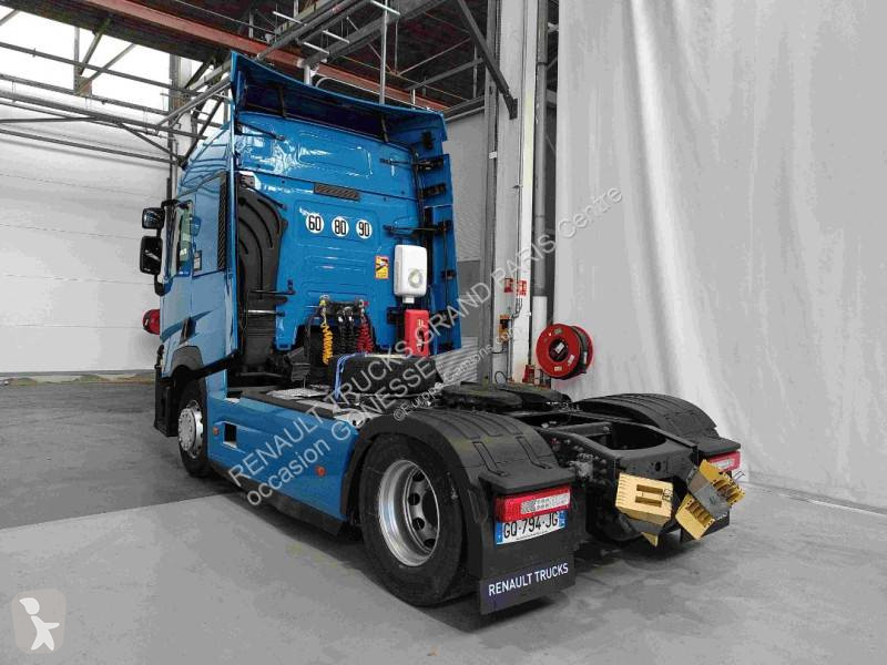 Renault 480 T4X2 E6 tractor unit