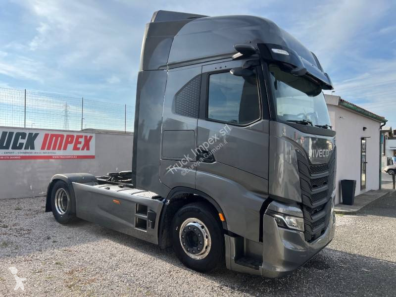 Iveco 500 tractor unit