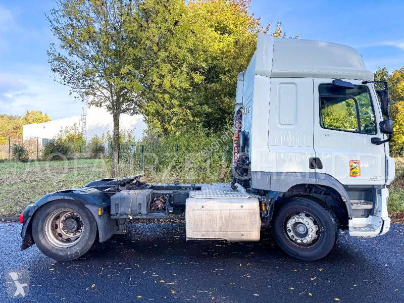 DAF 440 tractor unit