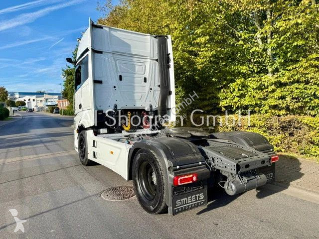 Nyergesvontató Mercedes 5/1848 GigaSpace/ Voll...