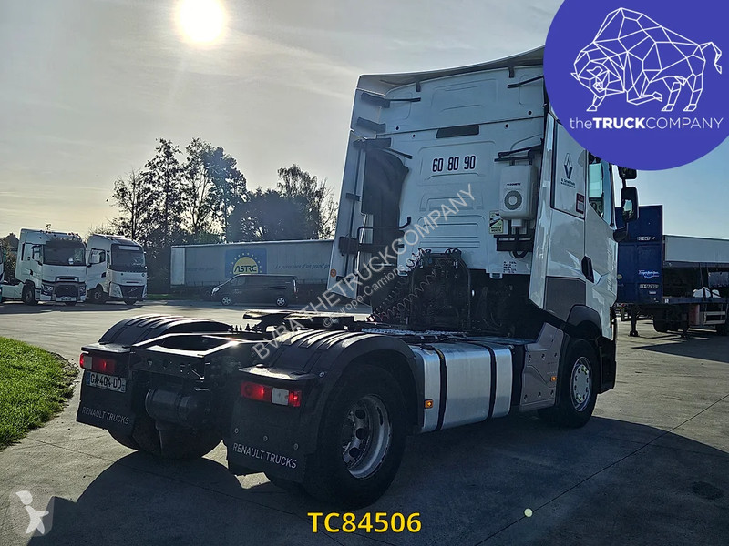 Renault T 520 tractor unit