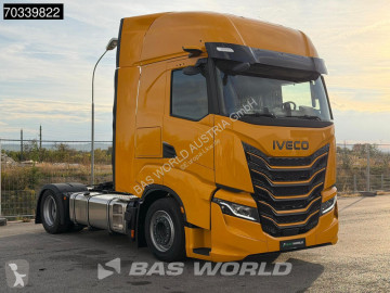Iveco S-Way 500 4X2 NEW! Mega 2xTanks ACC Navi tractor unit