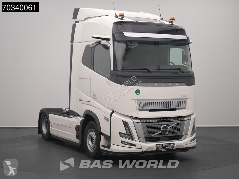 Tahač Volvo 700 FH 4X2 NEW! Retarder 2xTanks...