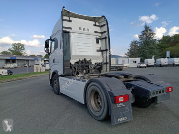 Tracteur Iveco