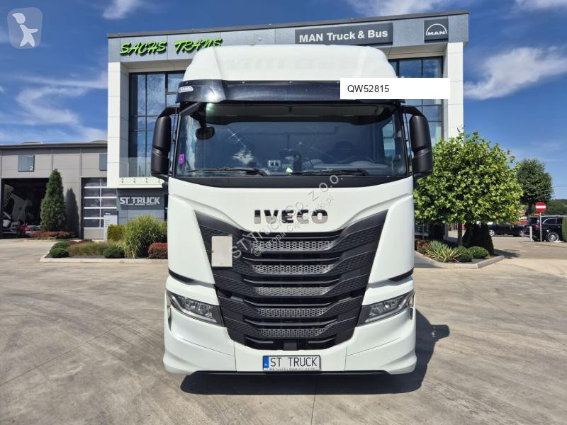Iveco 460 LNG / STANDARD tractor unit