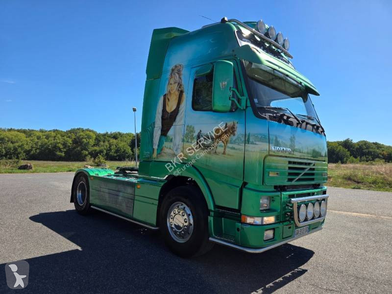 Volvo 460 tractor unit
