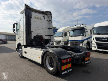 Volvo FH 500 Globetrotter Euro 6 tractor unit