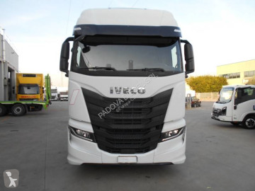Iveco tractor unit