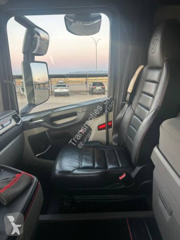 Scania R 580 tractor unit