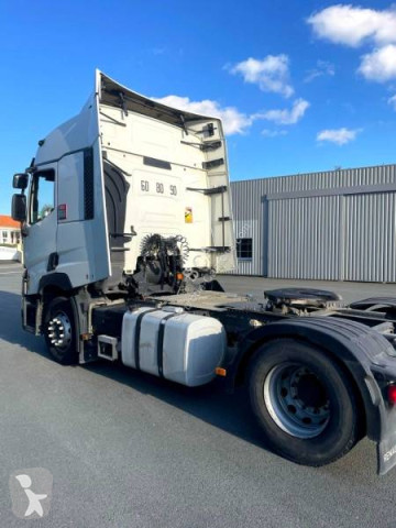 Renault tractor unit