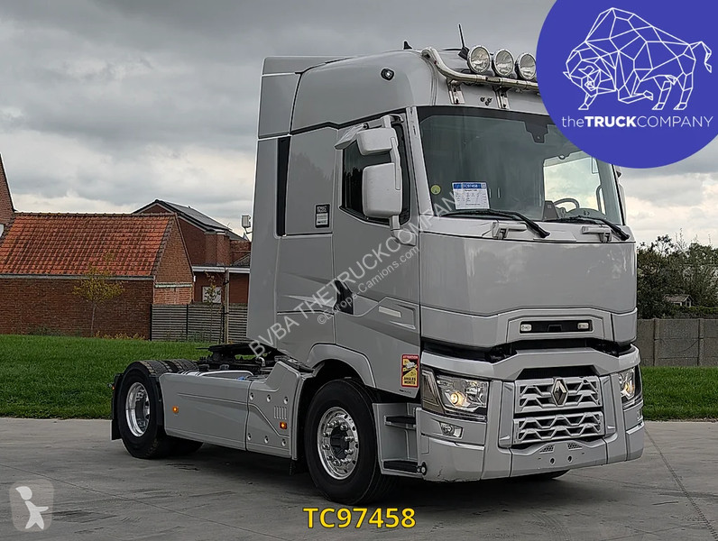Traktor Renault T 520