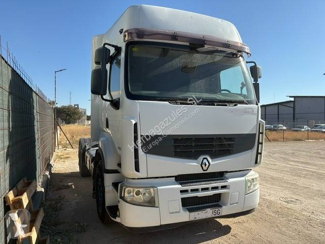 Renault 440.18  tractor unit