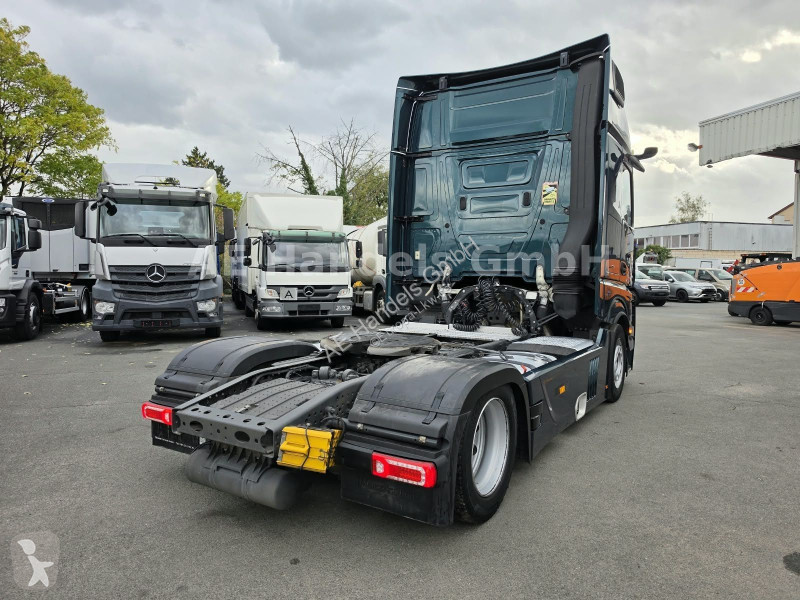 Mercedes 5 1843 GigaSpace LL...