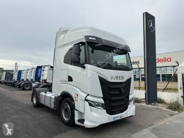 Iveco tractor unit