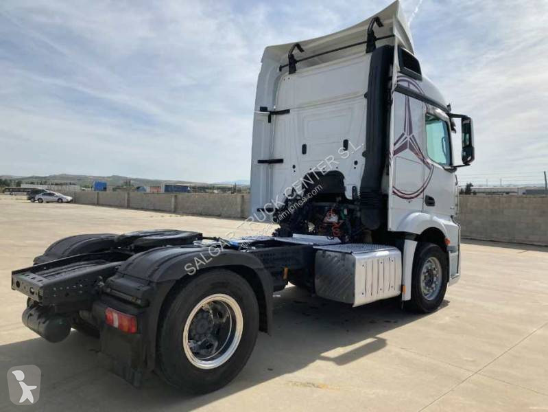 Mercedes 1845 LS tractor unit