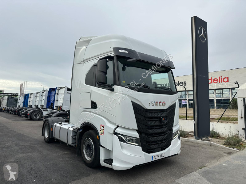 Traktor Iveco S-Way AS440STP
