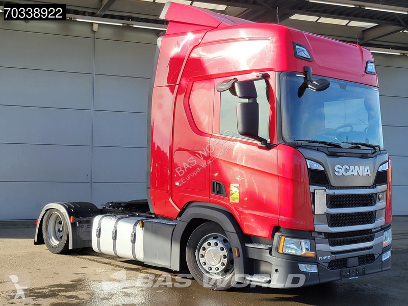 Scania 4X2 Mega Retarder 2x Tanks ACC tractor unit