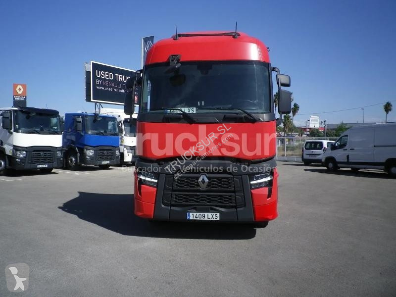 Renault T520 SLEEPER CAB tractor unit