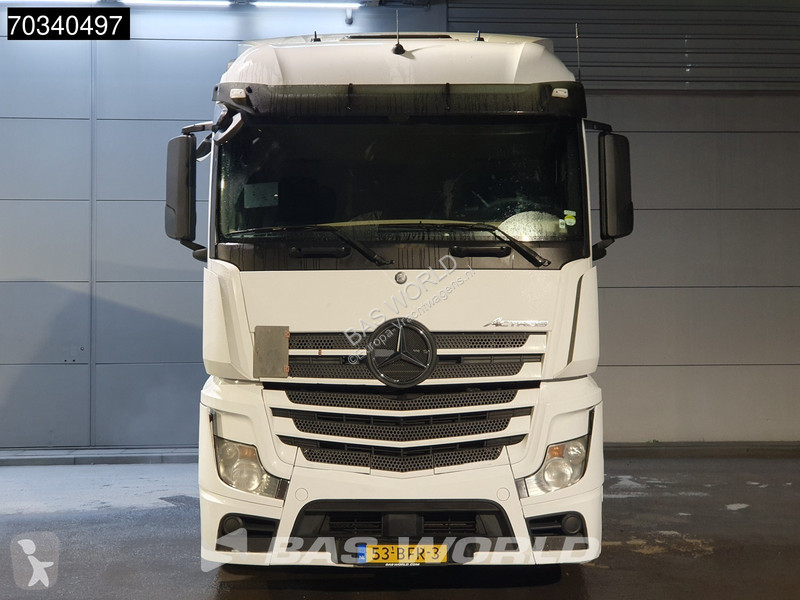 Mercedes 1942 4X2 Mega StreamSpace NL 2xTanks...