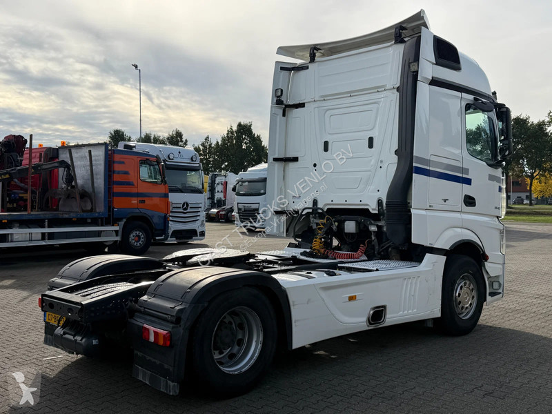 Mercedes 1942 Full Spoiler 2 Tank *NL-Truck*...