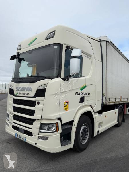 Traktor Scania 500