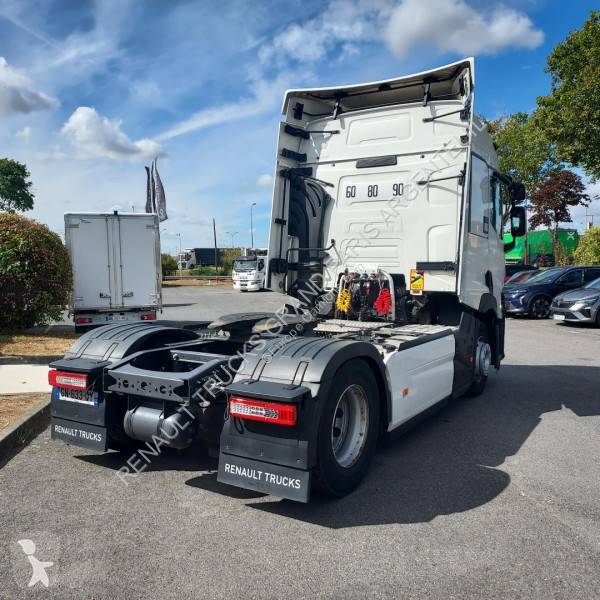 Renault 480 T4X2 E6 tractor unit