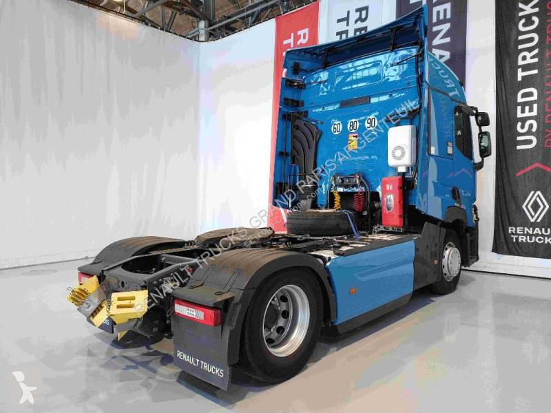 Renault 480 T4X2 E6 tractor unit