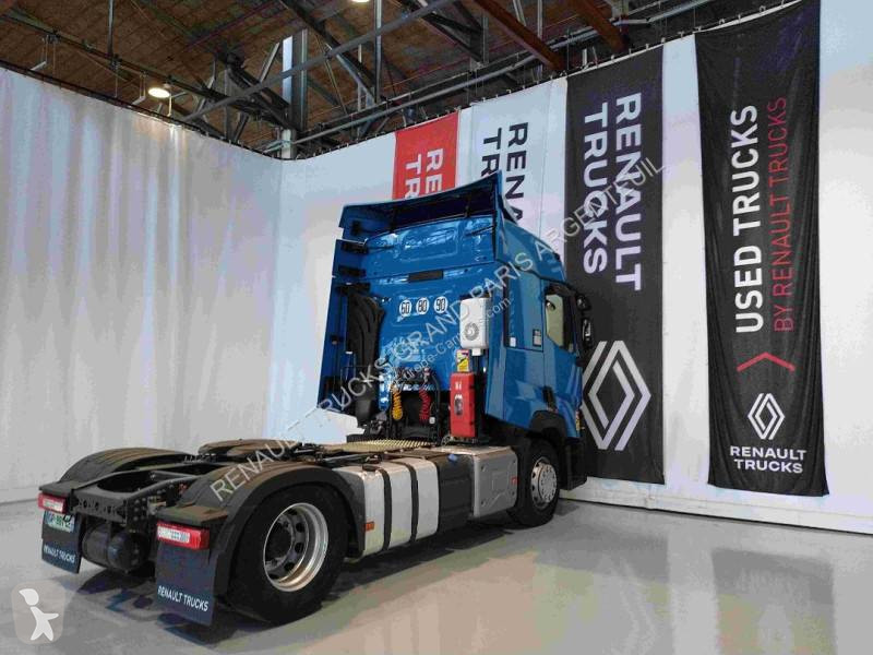 Renault 480 T4X2 E6 tractor unit
