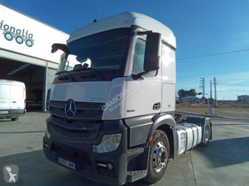 Mercedes Antos 1845 tractor unit