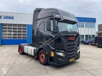 Iveco S-WAY 500 / Automatic / 2x Tank tractor unit