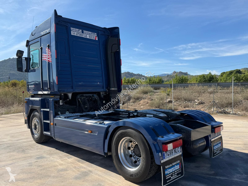 Renault M tractor unit