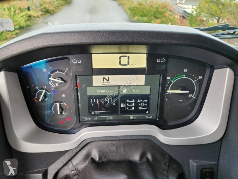 Renault 460 tractor unit