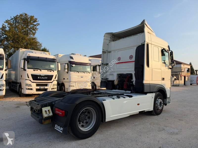 Traktor DAF 480 FT