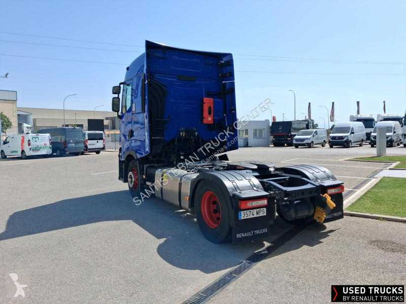 Traktor Renault