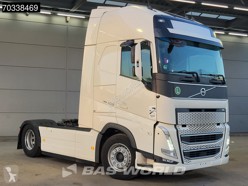 Tahač Volvo 500 4X2 XL 2x Tanks I-ParkCool ACC