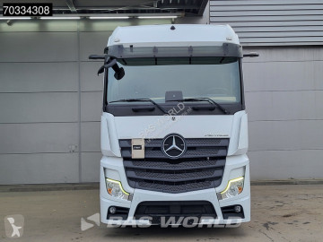 Mercedes tractor unit