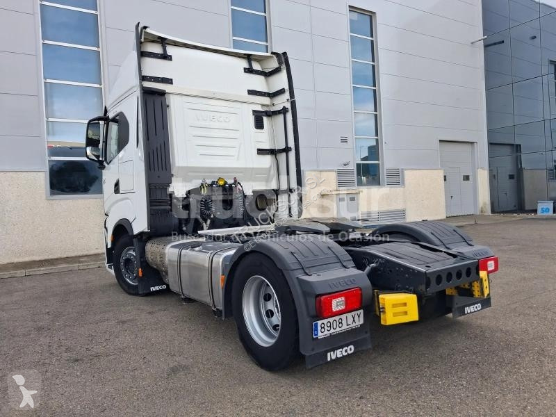 Tahač Iveco AS440S53T/P