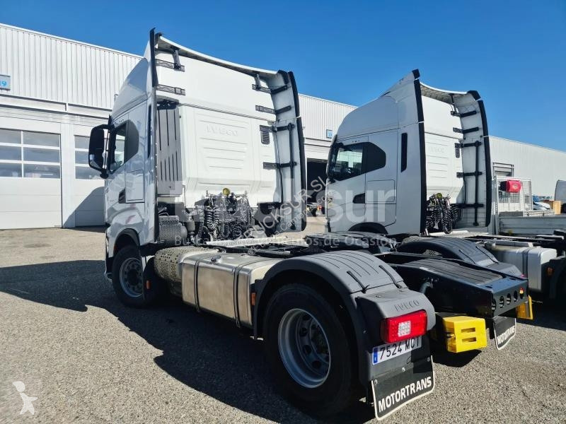 Tahač Iveco AS440S53T/P