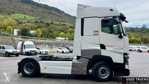 Traktor Renault T-High