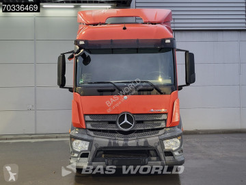 Traktor Mercedes