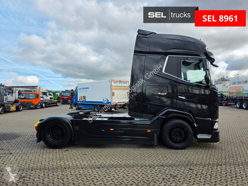 Traktor DAF + 530FT
