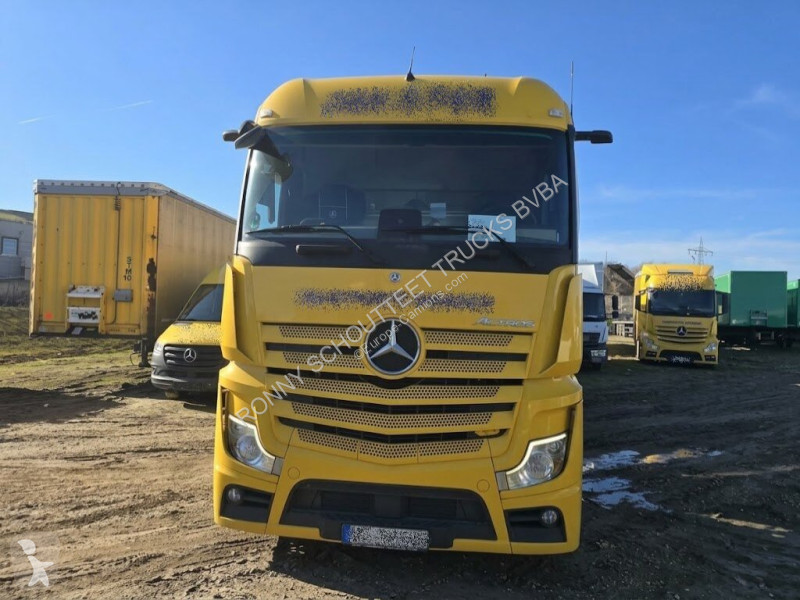 Trekker Mercedes 1845 LS