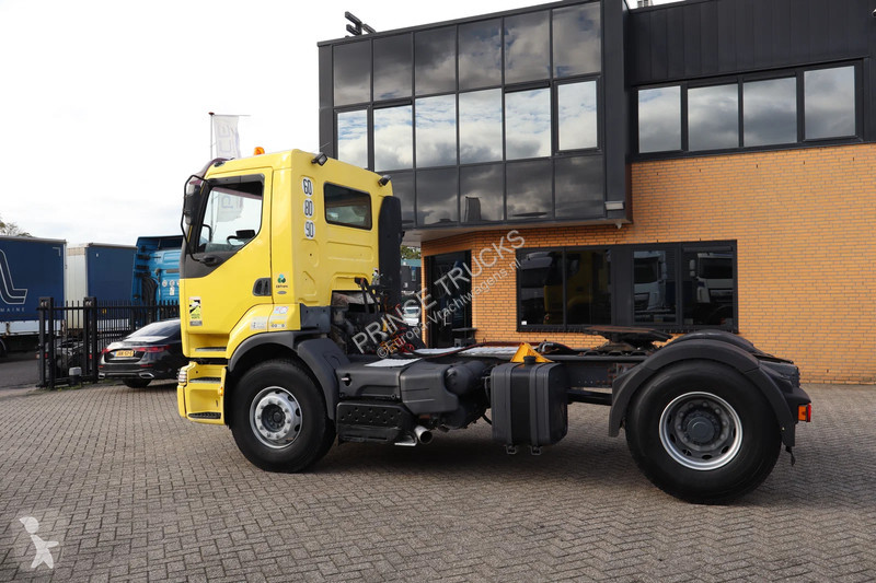 Traktor Renault * MANUAL * 4X2 * HYDRAULIC *
