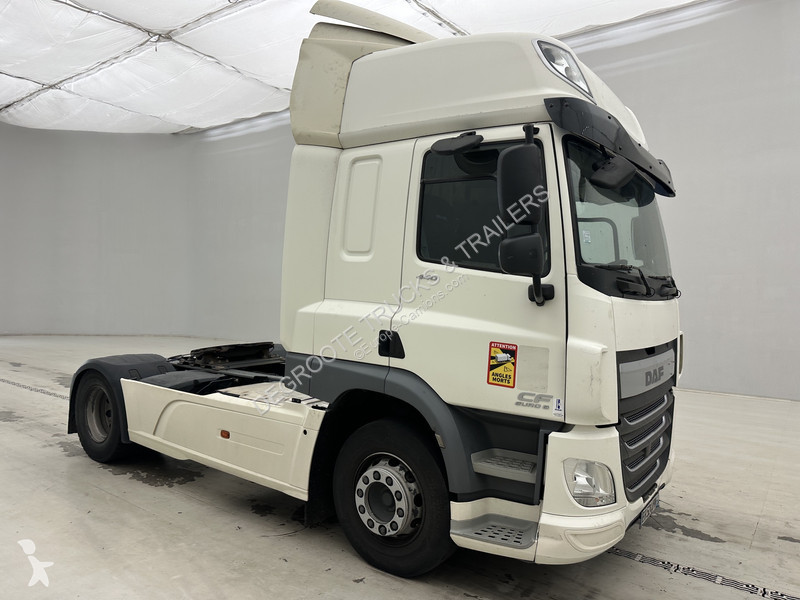 Traktor DAF 440