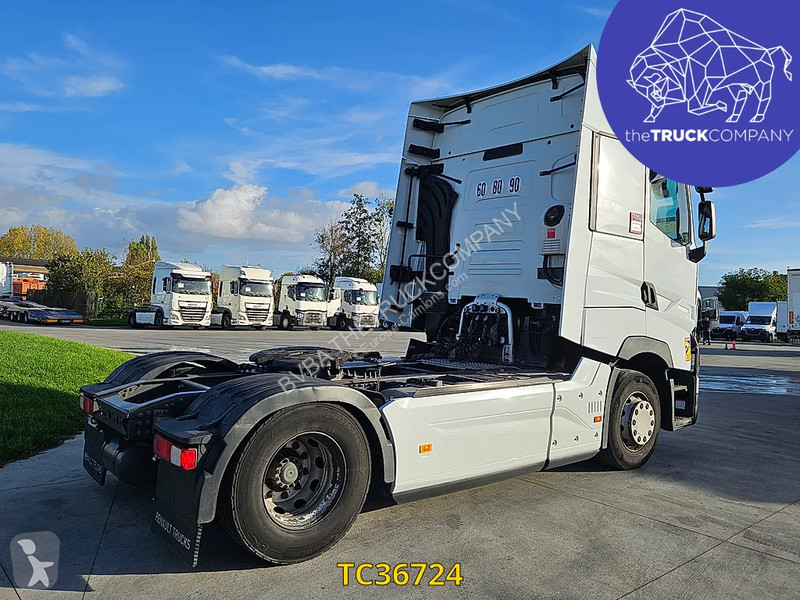 Traktor Renault T 520
