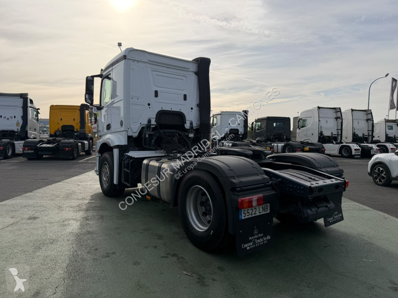 Cabeza tractora Mercedes  1845LS