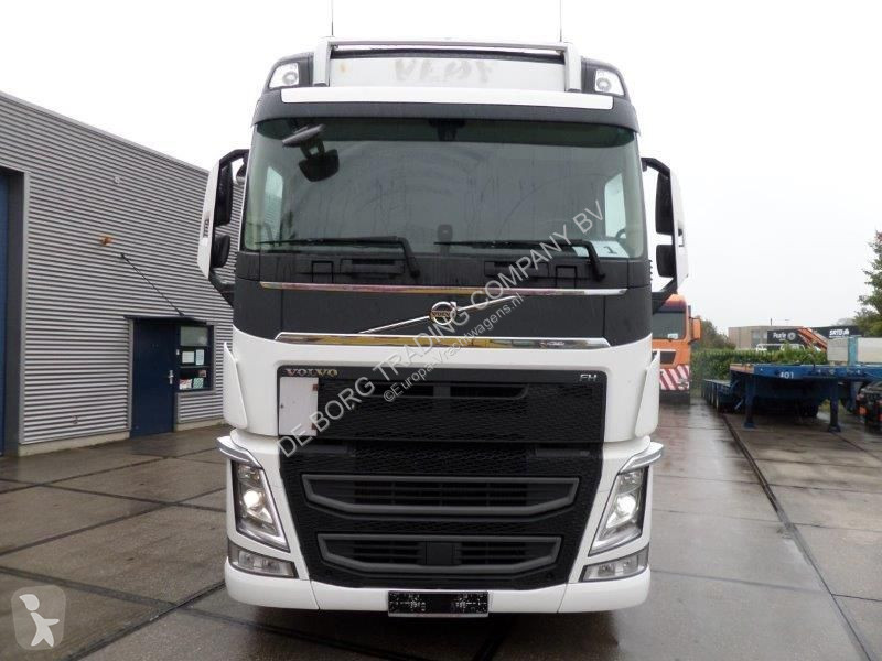Traktor Volvo 6x2