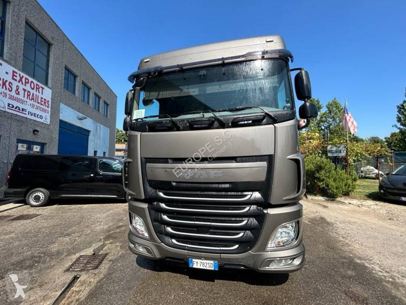 Traktor DAF